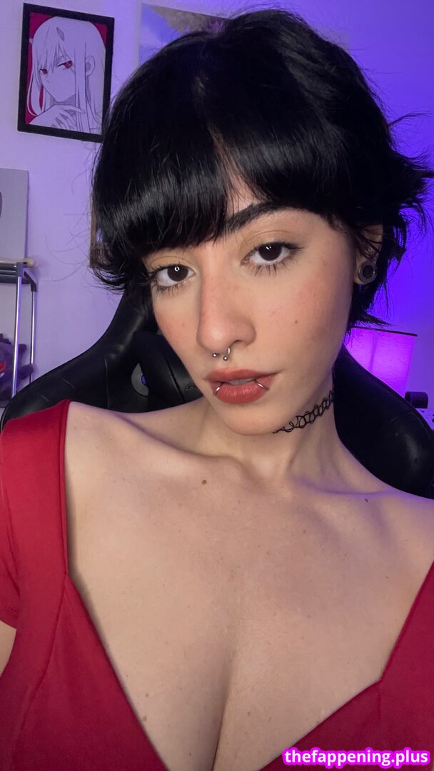 Whitney cummings leaked private photo uncensored HD quality