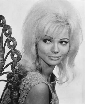 Vintage starlets page leaked private photo uncensored HD quality